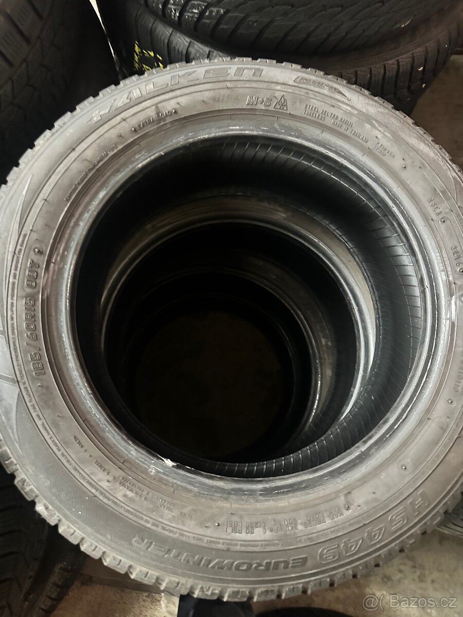 185/60R15 88T falken - 2