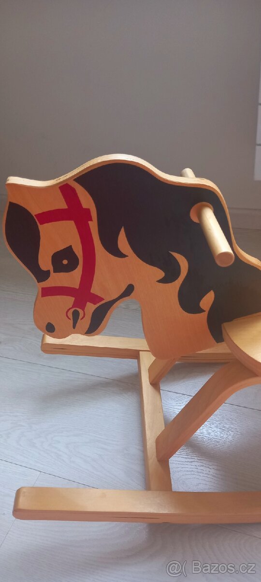 Dřevěný houpací koník - 2