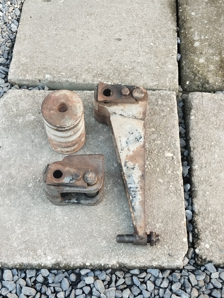 Držaky ramen Zetor crystal 8011 - 2