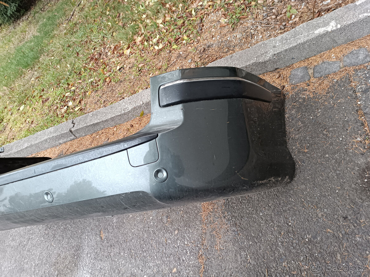 zadní nárazník Peugeot 407 sw - 2