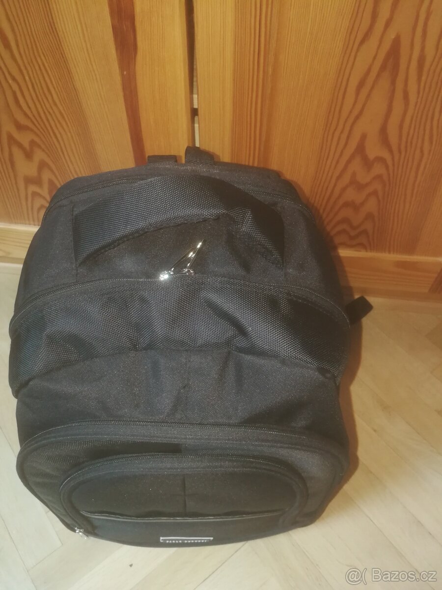černý velký batoh NOVÝ - 2