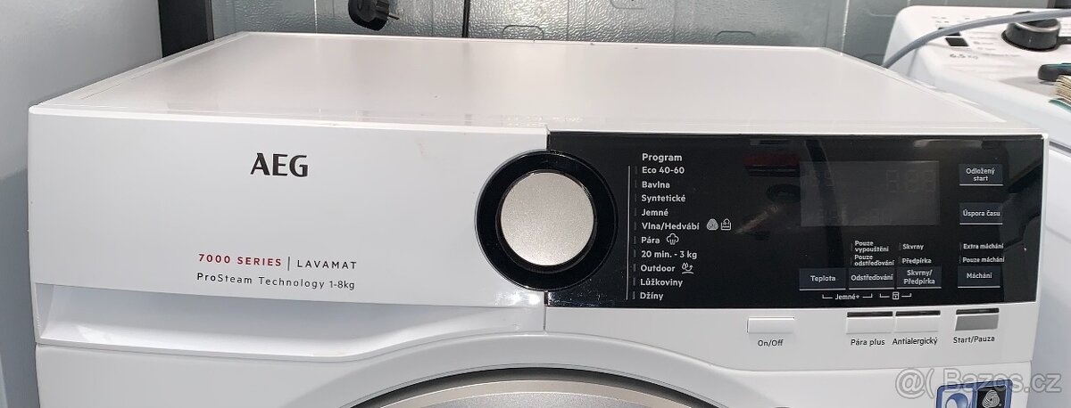 Pračka AEG L7FBE48SC - 2
