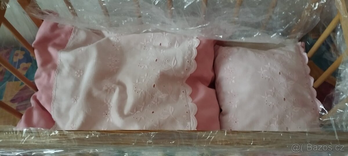 Postýlka dřevěná - 2