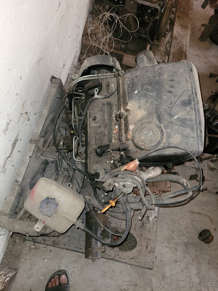 motor felicia 1,9D - 2