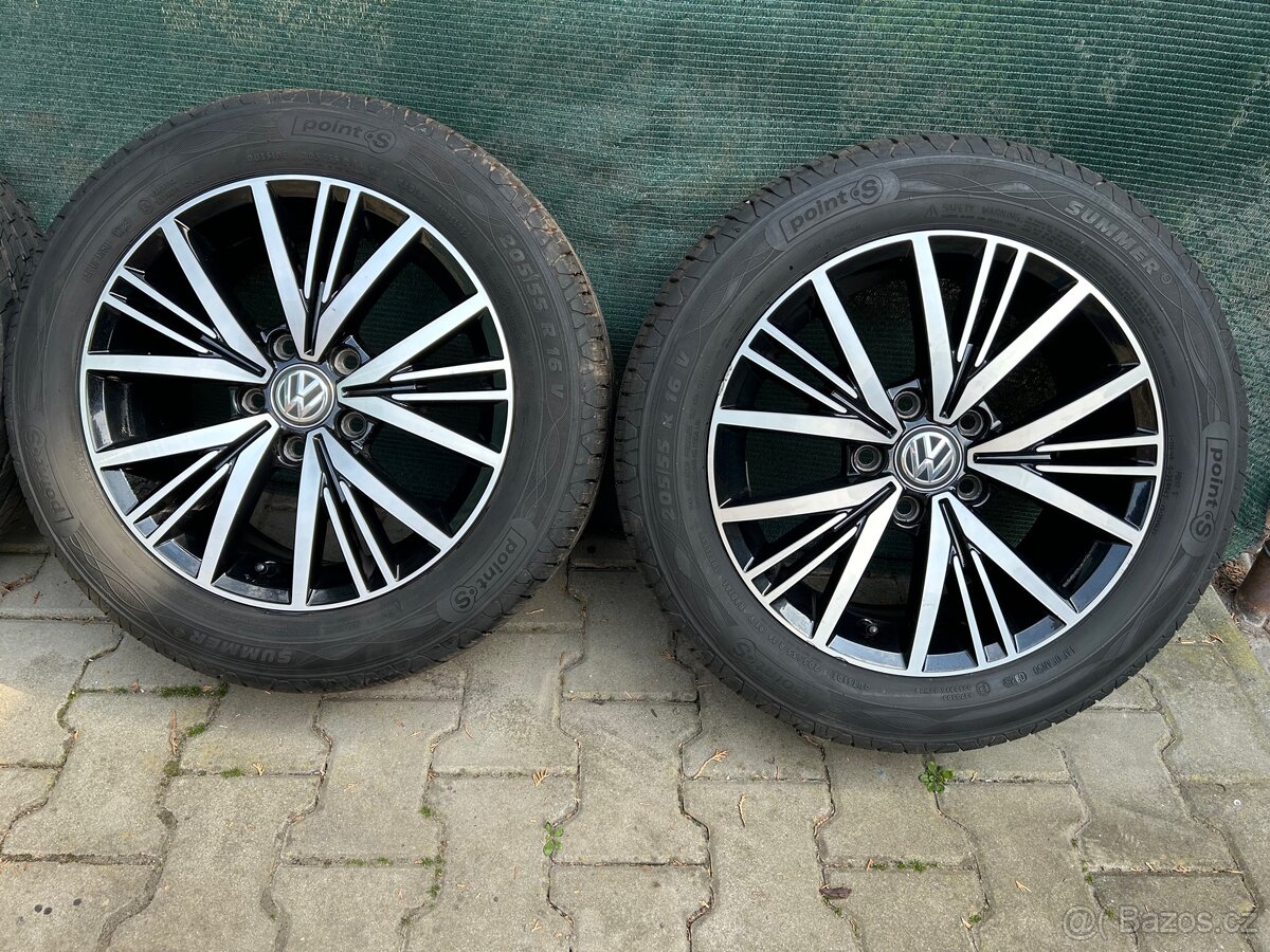 VW Golf 16” - 2