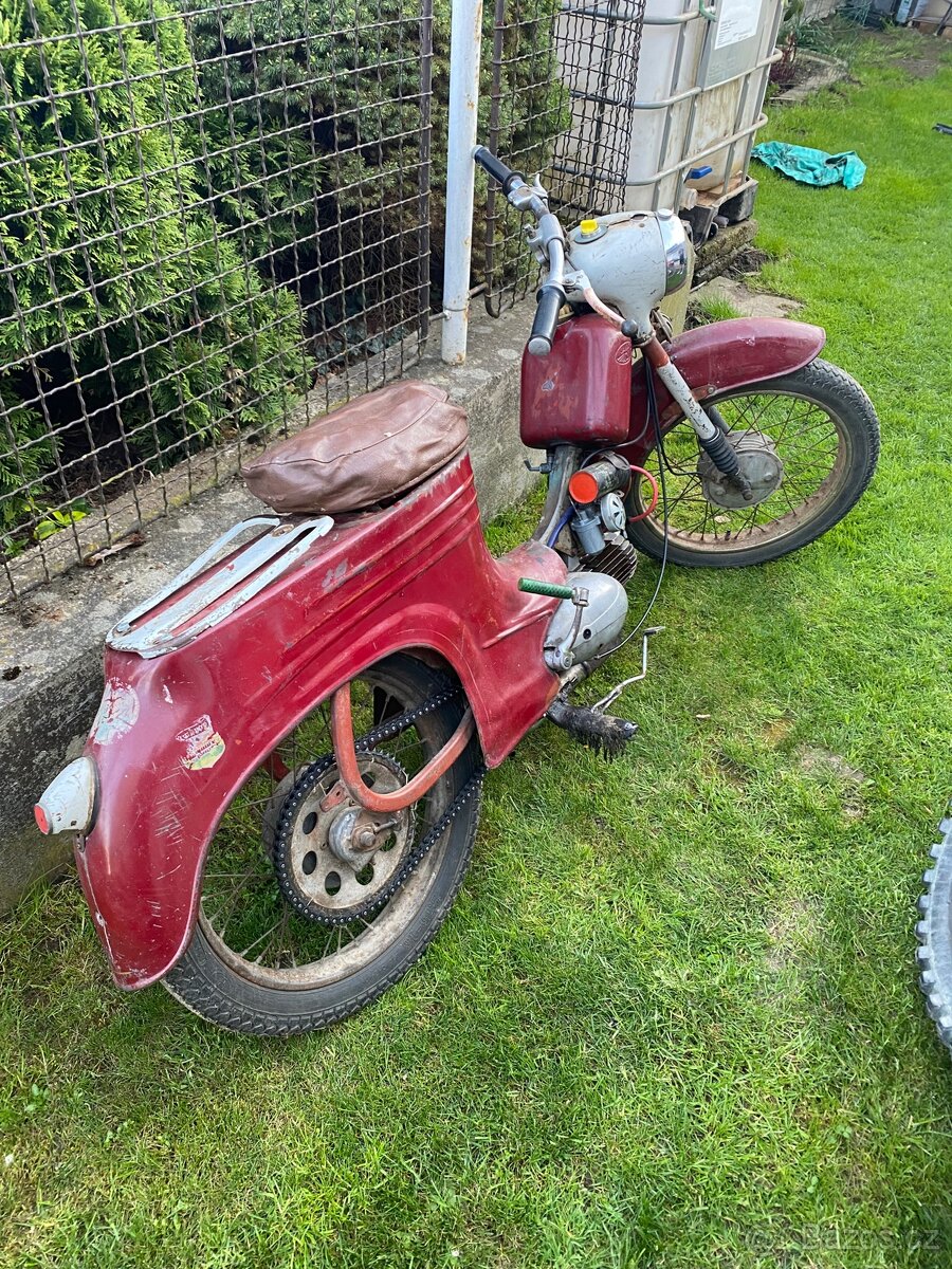 jawa 555 pionyr - 2