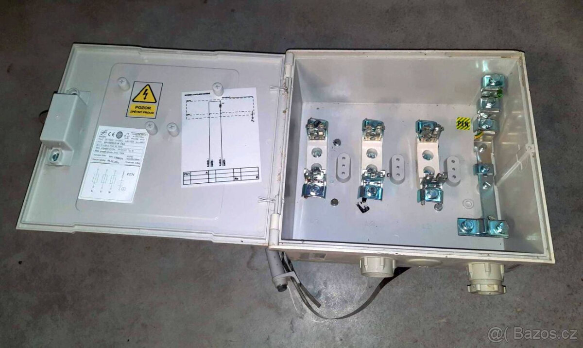 Přípojková skříň DCK Holoubkov SP100/NVP1P ČEZ - 2