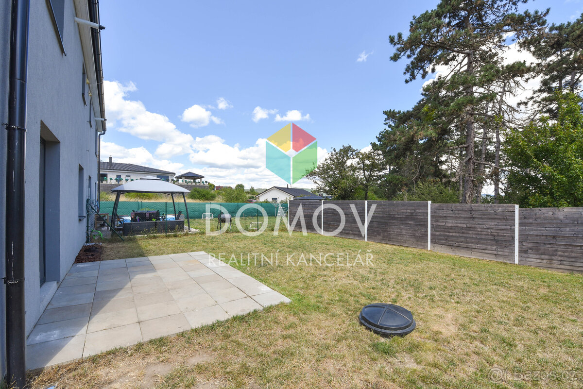 Pronájem novostavby rodinného domu 4+kk v Králově Dvoře - Le - 2