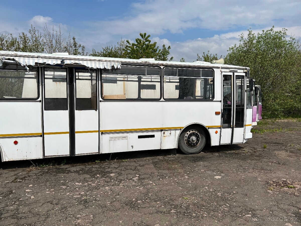 Prodám díly na KAROSU - levně - 2