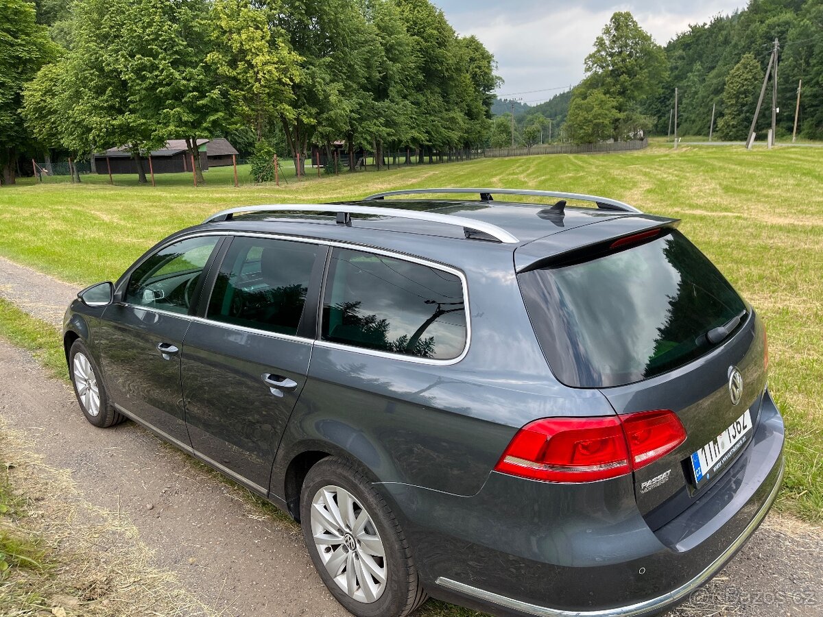 Volkswagen Passat kombi 1.6 TDI B7, druhý majitel, tažné - 2