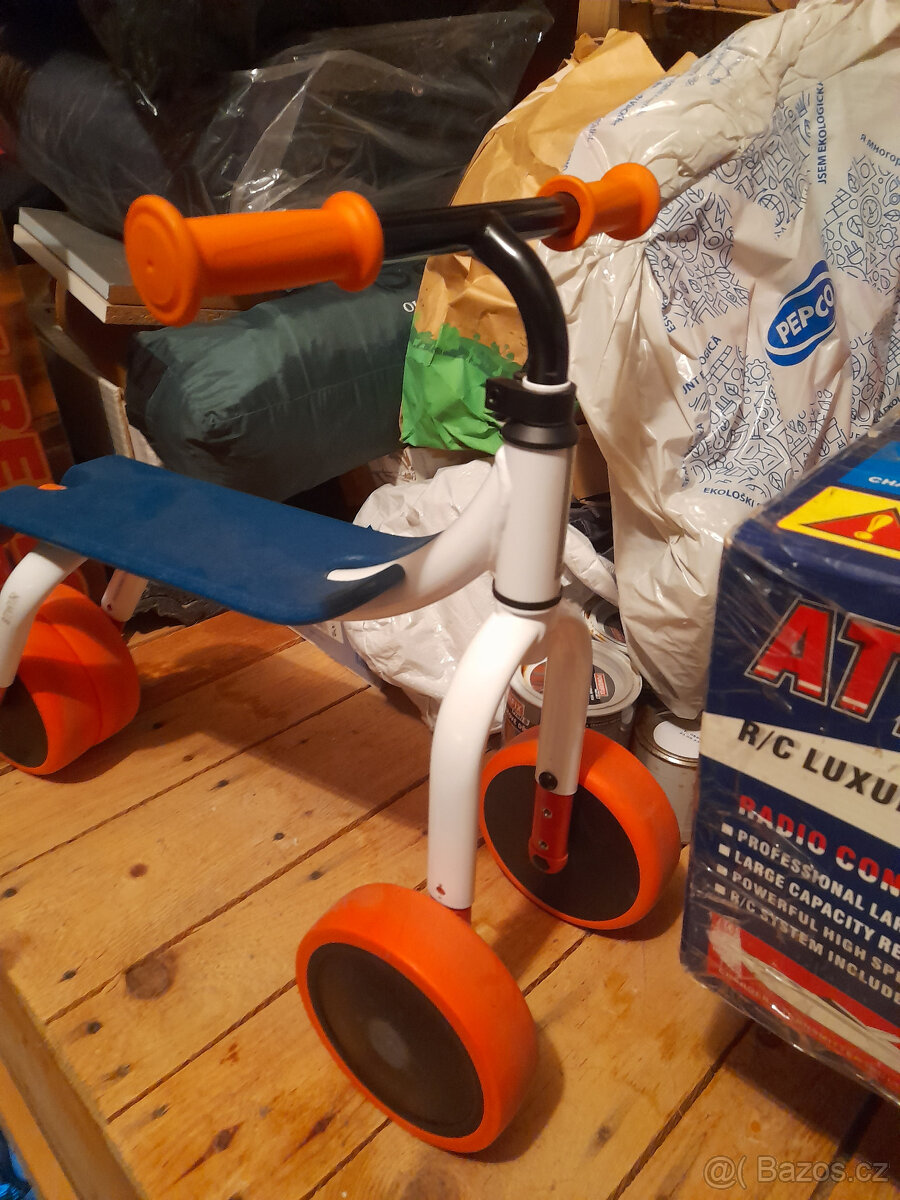 Zánovní odrážedlo z Decathlonu BTWIN - 2