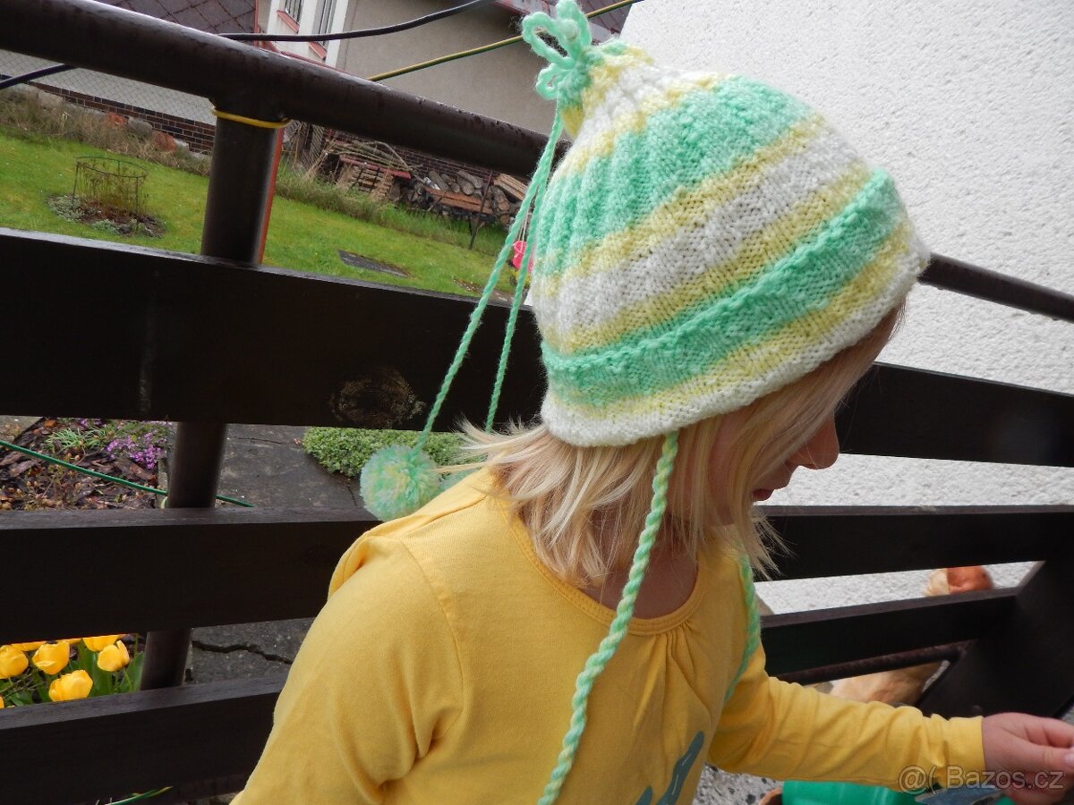 Slušivá dívčí čepice pod kombinézu NOVÁ - 2