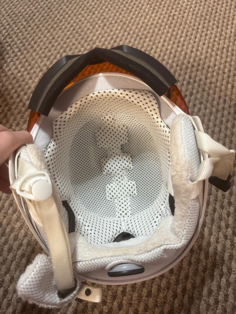 Dětská lyžařská helma, přilba se stitem - 2