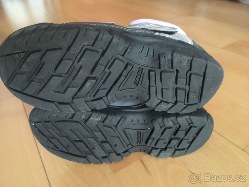 Celoroční kotníkové boty Quechua vel. 26 - 2