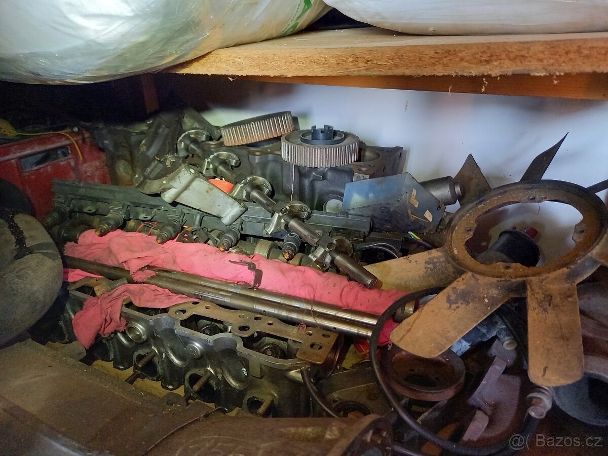 Díly BMW E30 235ix - 2