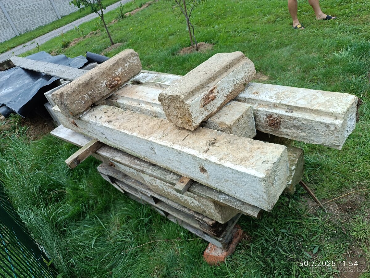 Pískovcové futra - 2