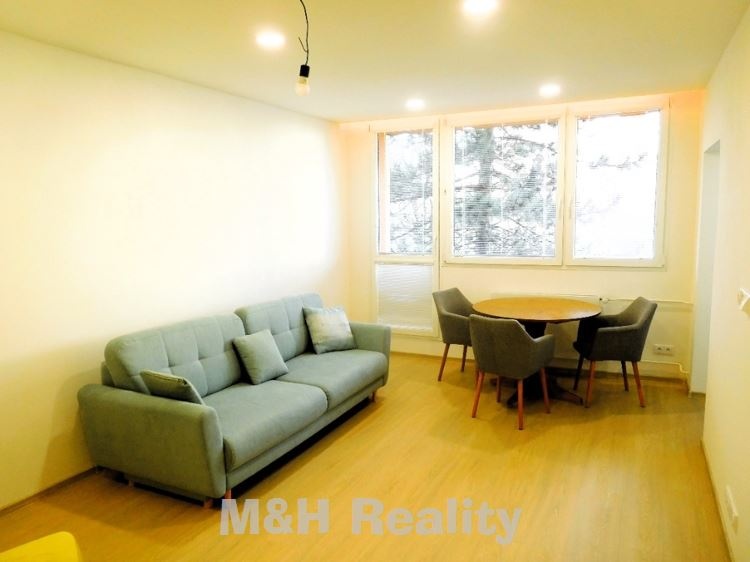 Pěkný,útulný nově zrek.byt 2+1 v Místku, ul.Janáčkova - 2