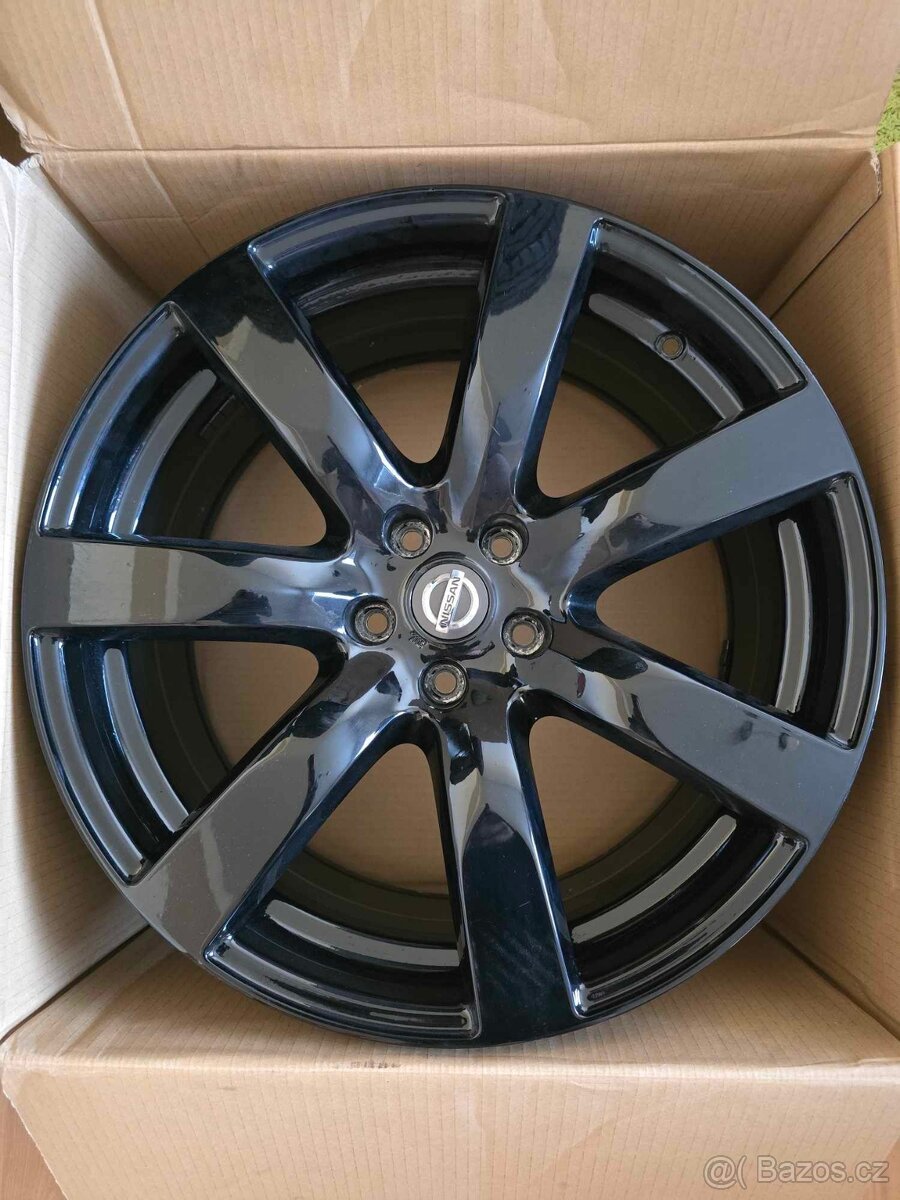 Originální alu disky Nissan GT-R R20 - 2