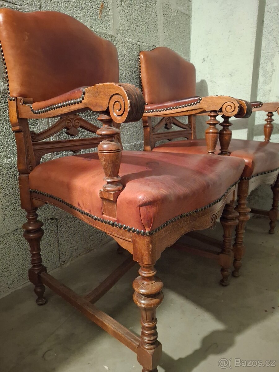 2kusy dřevěných kožených křesel - 2