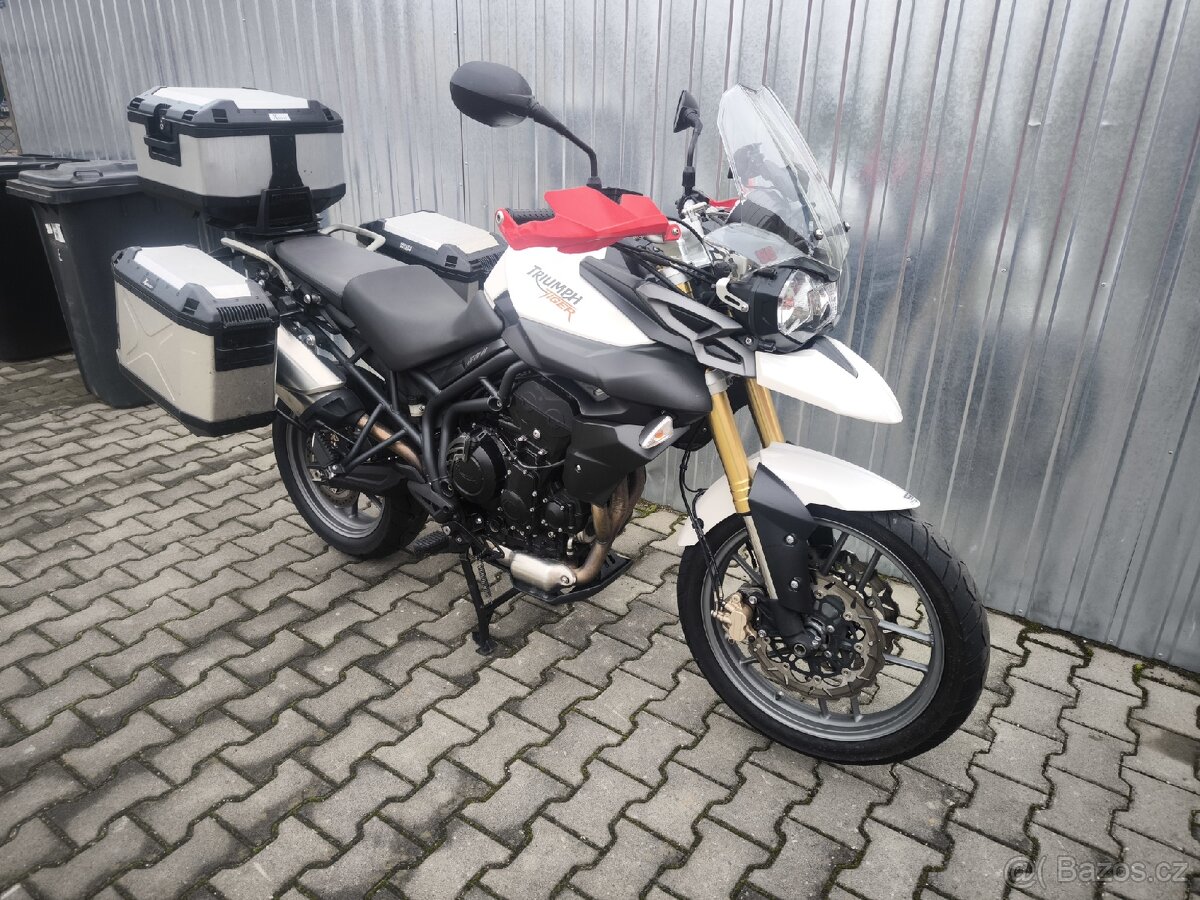 Triumph Tiger 800 XR - 2