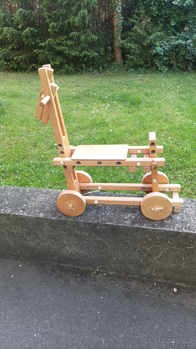 dřevěné odrážedlo - 2