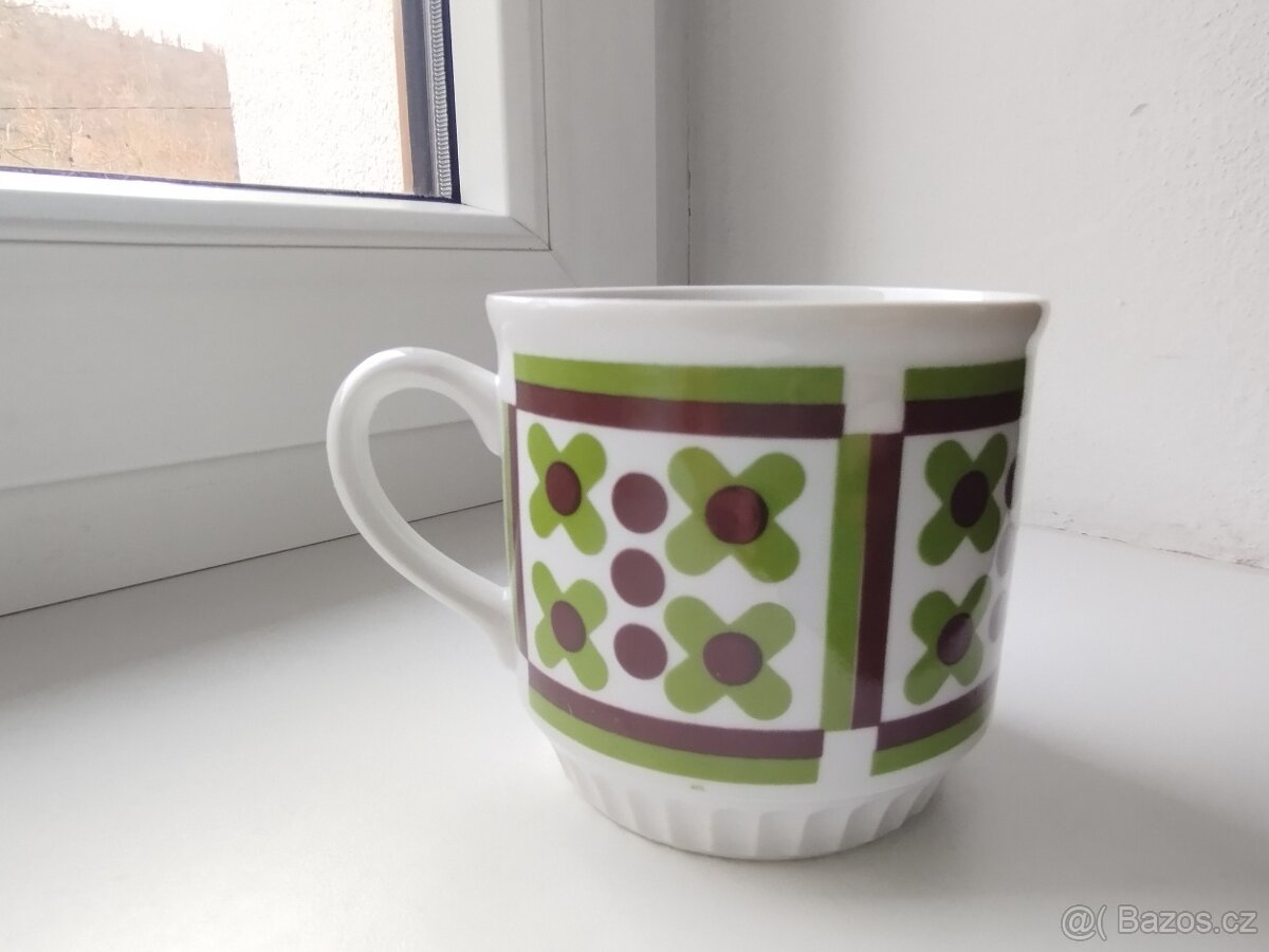 retro hrnek Dubí - 2