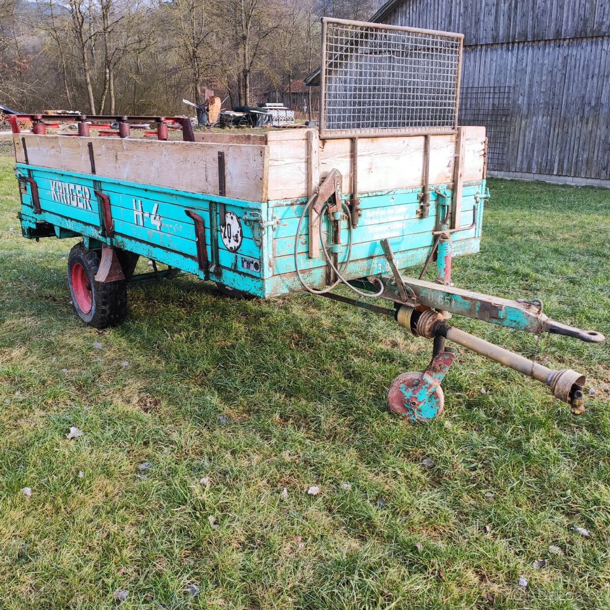 rozmetadlo hnoje - 2