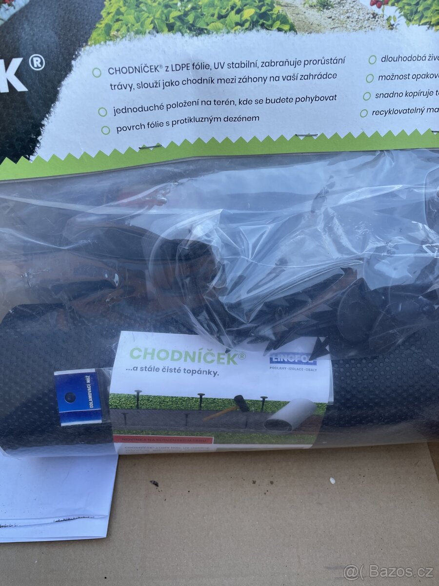 Chodník do záhonu - 2