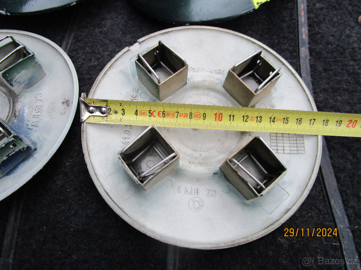 VW Pssat B4 deka kufru, krytky kol. - 2