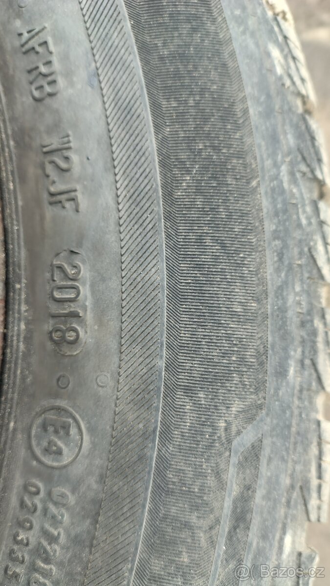 Pneu zimni 195/60/15 Barum - 2