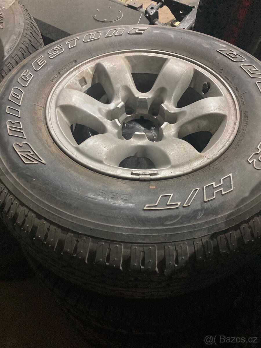 Alu kola Nissan Patrol Y61 R16 6x139,7 + 235/85r16