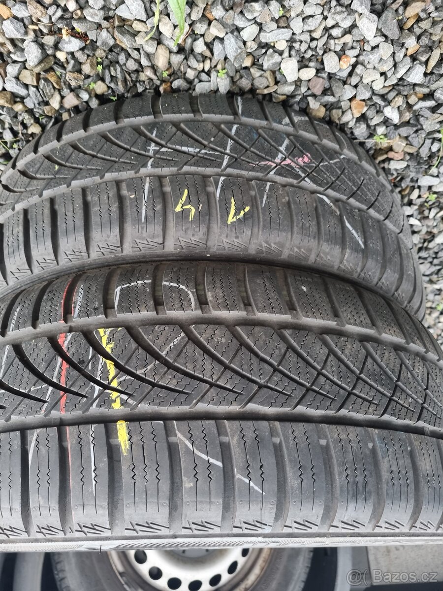 ZIMNÍ PNEU 195/55 R15 - 2