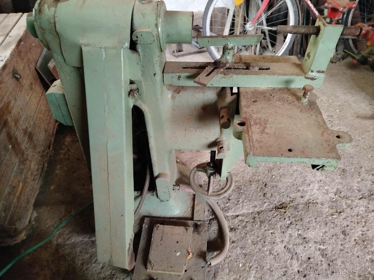 Dřevoobráběcí - 2