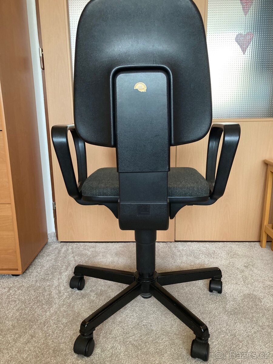 Kancelářská židle - 2