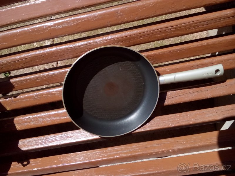 použité, ale funkční nádobí - 2