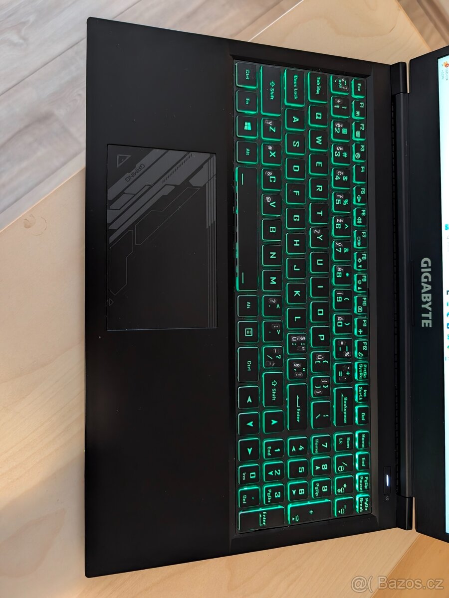 Herní notebook i5 rtx 4060 Gigabyte G5 KF - 2