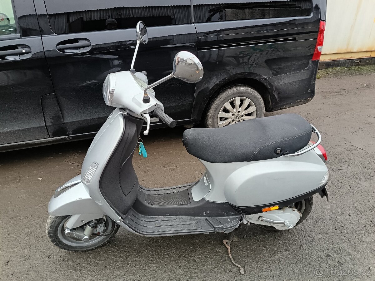Vespa LX 50 - 2