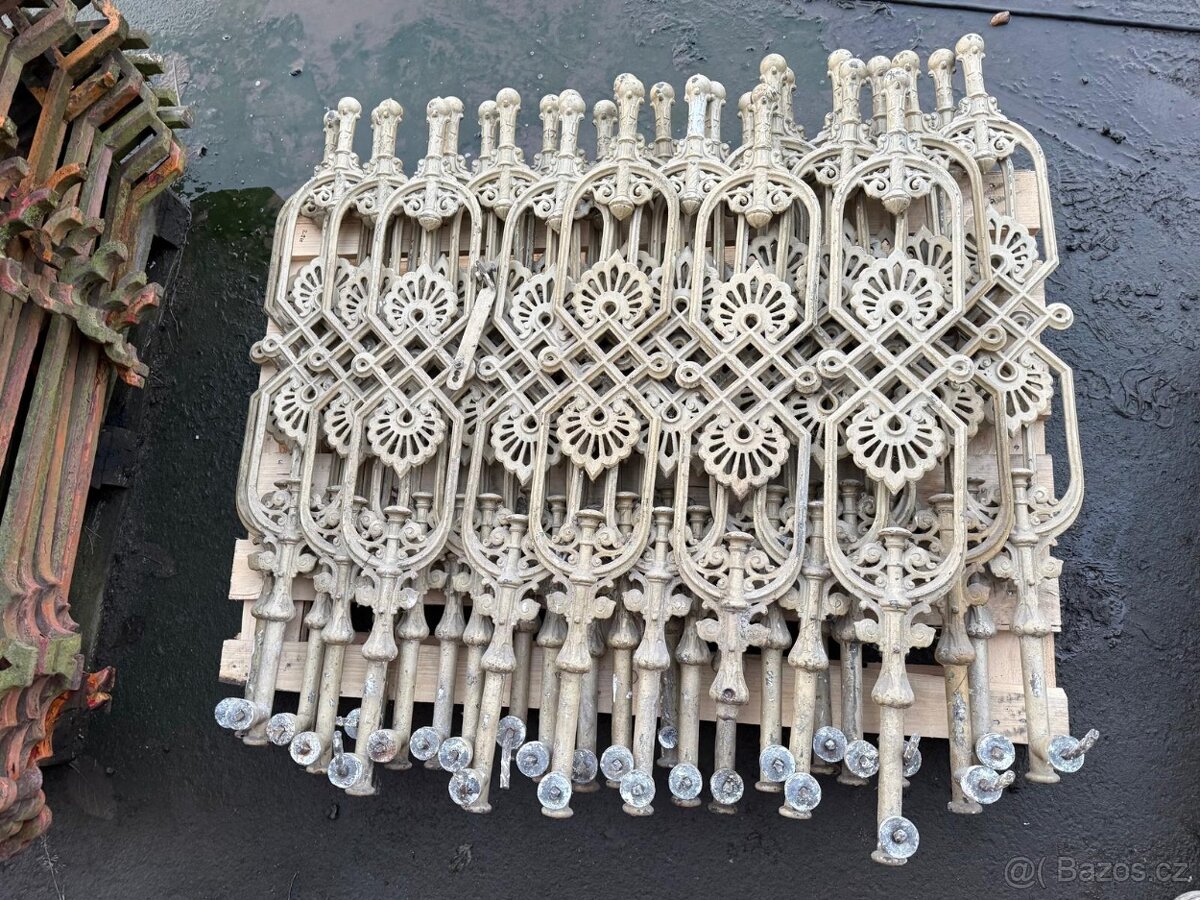 Litinové ozdoby - 2