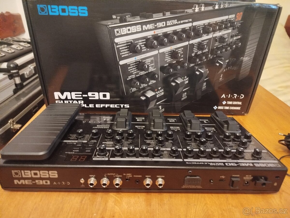 Kytarový Multiefekt Boss ME 90 - 2