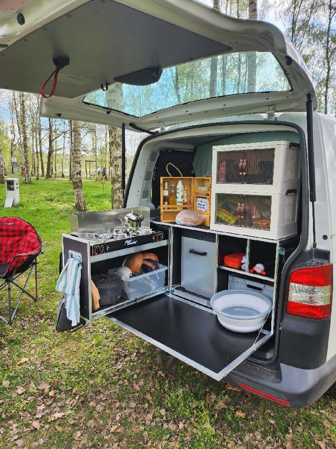 kempovací vestavba do dodávky - 2