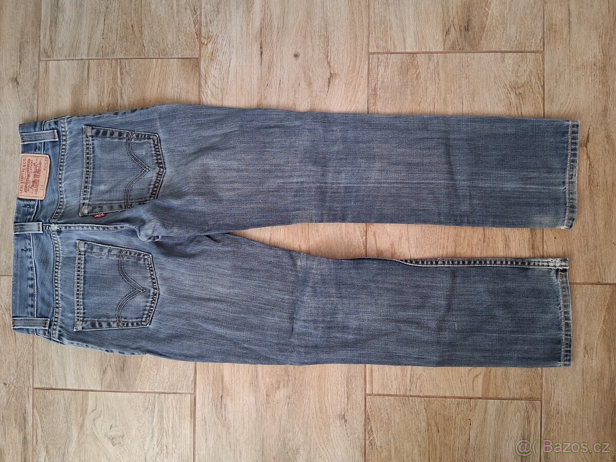 Levis, velikost 29 - 2