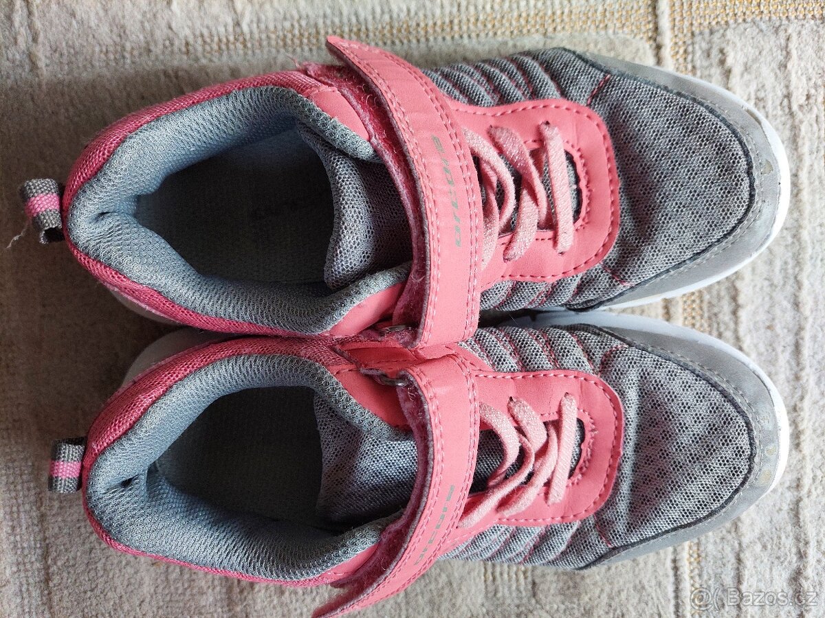 Boty tenisky sálová obuv Arcore vel. 32 - 2