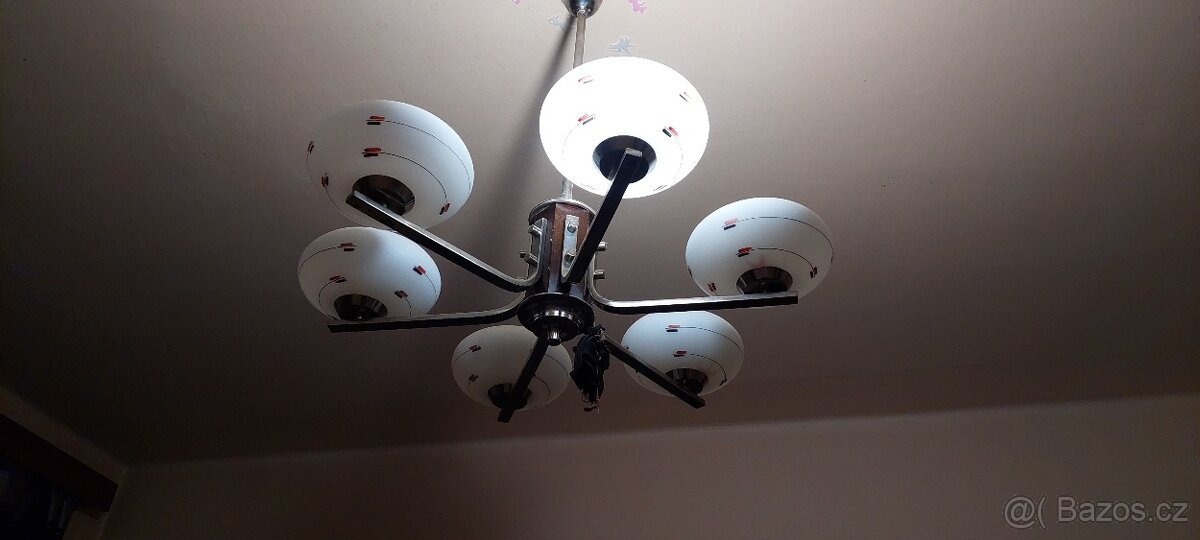 Funkcionalismus lustr - 2