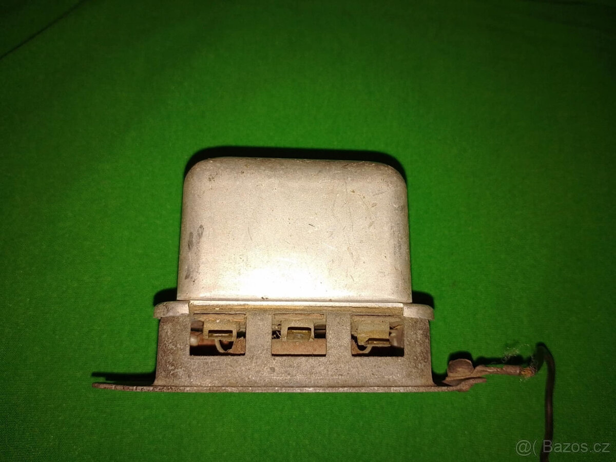 Relé dobíjení 443.116-417.02 - 2