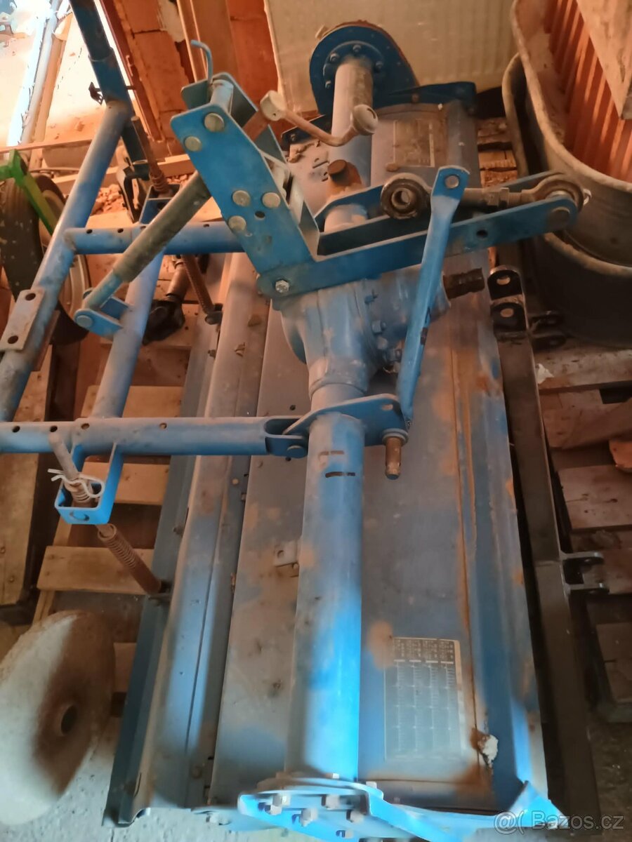 rotavátor Iseki - 2