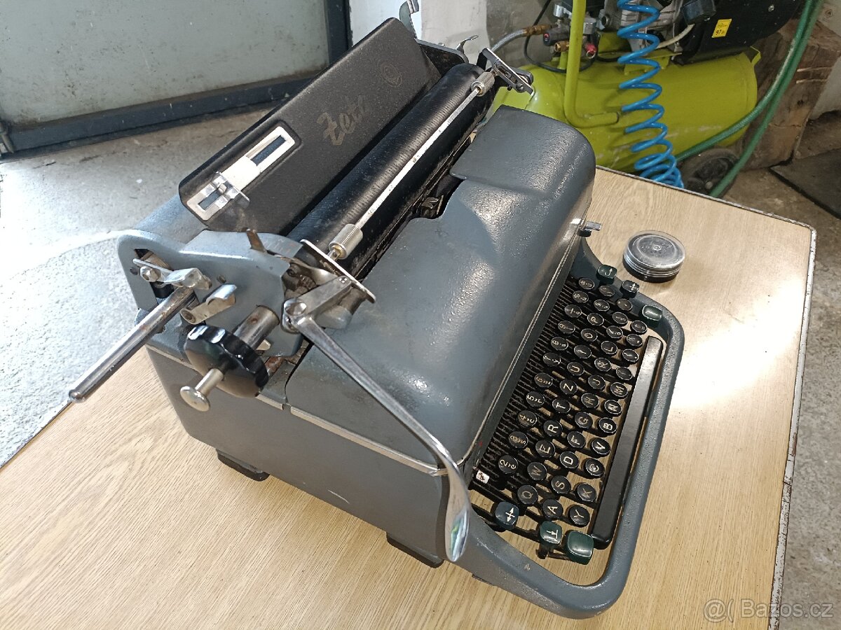 Psací stroj Zeta - 2