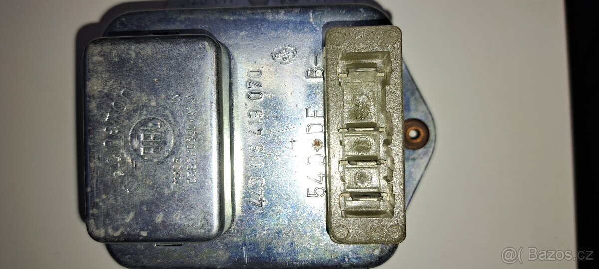 Regulátor dobíjení PAL - 2