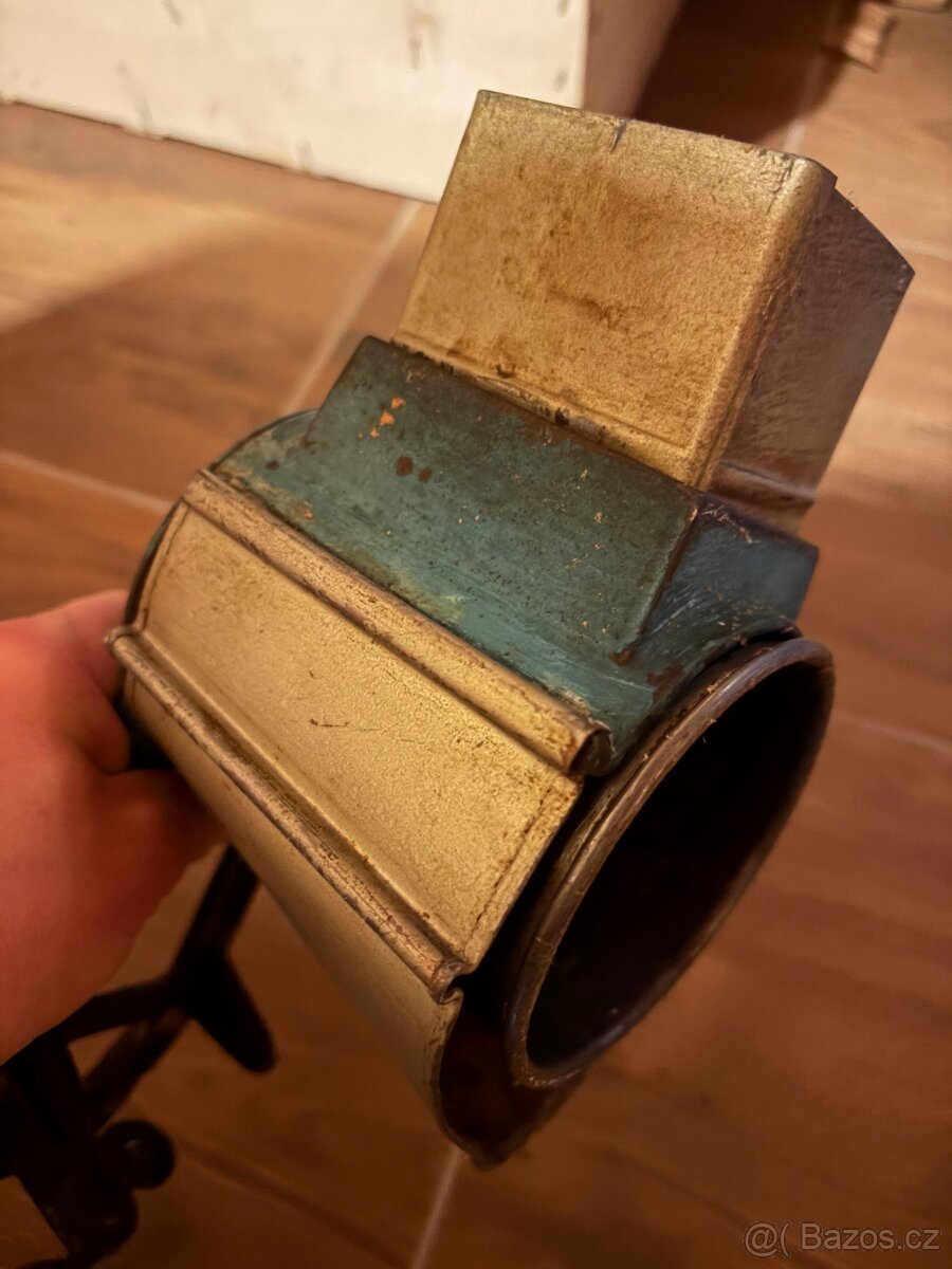 Retro mlýnek na strouhanku - 2