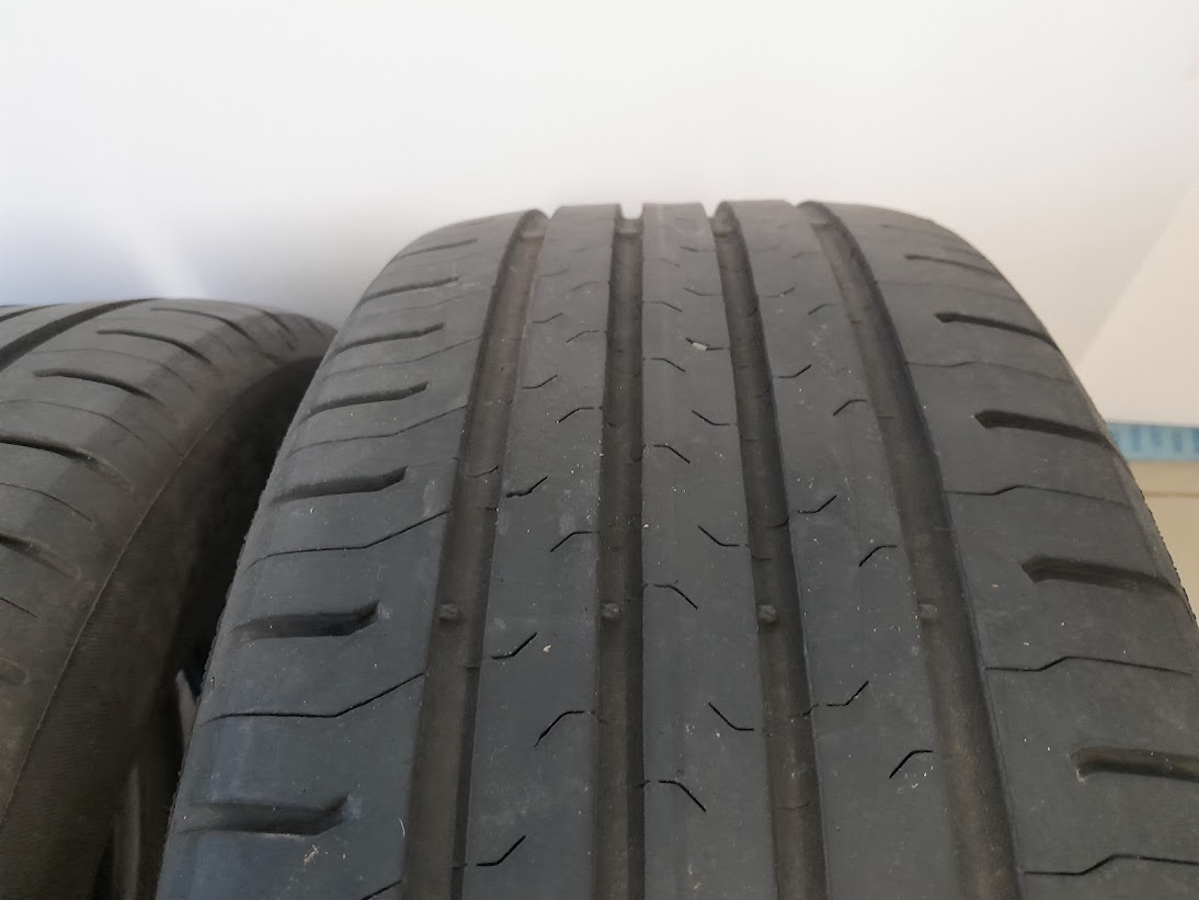 pneu 205/55 R 16 - 2