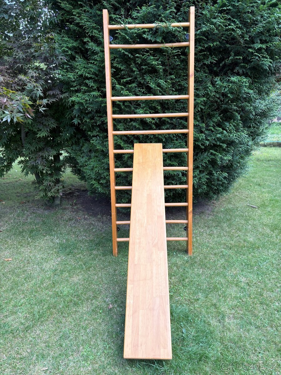 Ribstol s lavici - 2